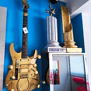 Guitarra Escultórica As de Picas para bares de poker y casinos JSUS ART